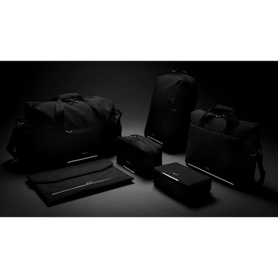 Plecak na laptopa Swiss Peak AWARE™, ochrona RFID z nadrukiem Twojego logo, materiał: rpet, kolor: czarny Plecak na laptopa Swiss Peak AWARE™, ochrona RFID z nadrukiem Twojego logo, materiał: rpet, kolor: czarny
