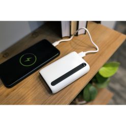 Power bank 10000 mAh | Dashonte z nadrukiem Twojego logo, materiał: plastik, guma, kolor: biały