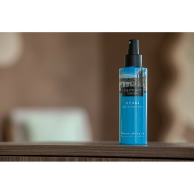 Zestaw kosmetyków Body & Fragnance Mailbox TREATMENTS z nadrukiem Twojego logo, materiał: plastik, kolor: niebieski Zestaw kosmetyków Body & Fragnance Mailbox TREATMENTS z nadrukiem Twojego logo, materiał: plastik, kolor: niebieski