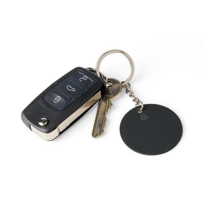 Okrągły brelok do kluczy "piłka nożna" z nadrukiem Twojego logo, materiał: metal, kolor: czarny Okrągły brelok do kluczy "piłka nożna" z nadrukiem Twojego logo, materiał: metal, kolor: czarny