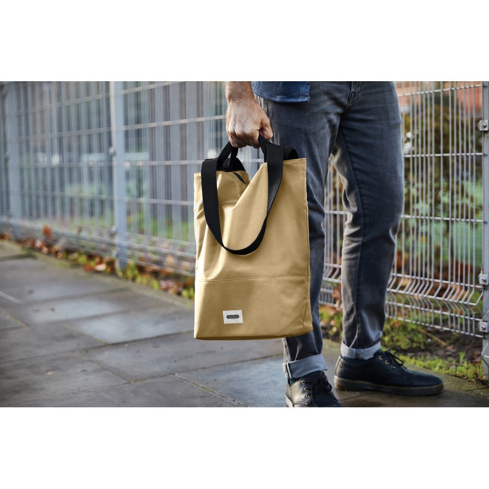 Torba termoizloacyjna Black+Blum z nadrukiem Twojego logo, materiał: rpet, kolor: clay Torba termoizloacyjna Black+Blum z nadrukiem Twojego logo, materiał: rpet, kolor: clay